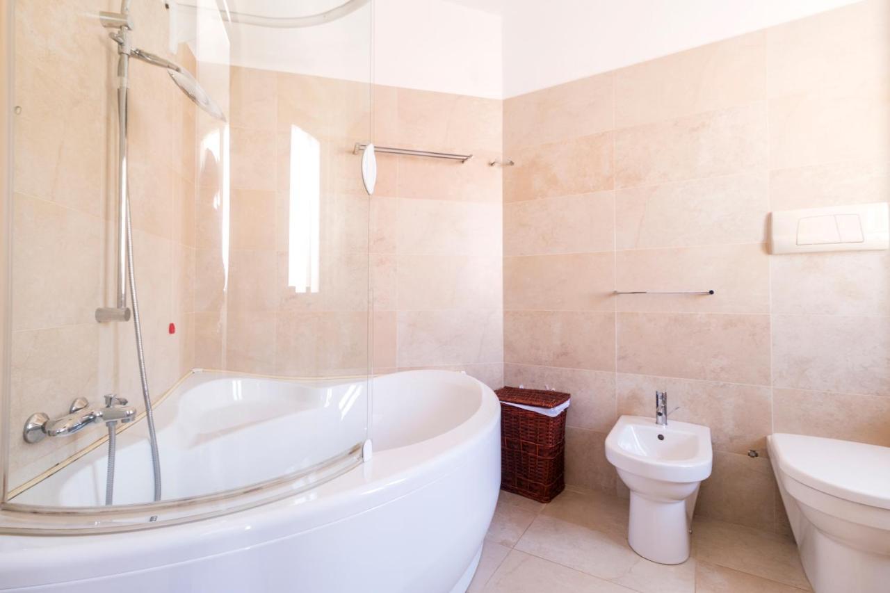 Royal Suite Apartment Cala Gonone Εξωτερικό φωτογραφία